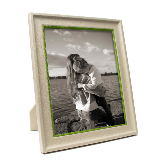 
  
    Cream Calfskin Frame with Green Accent
  
