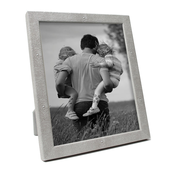 
  
    Grey Leather Embossed Stingray Photographer's Molding Frame
  
